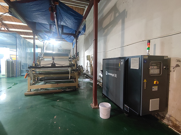反光材料生產覆膜輥筒模溫機——應用案例