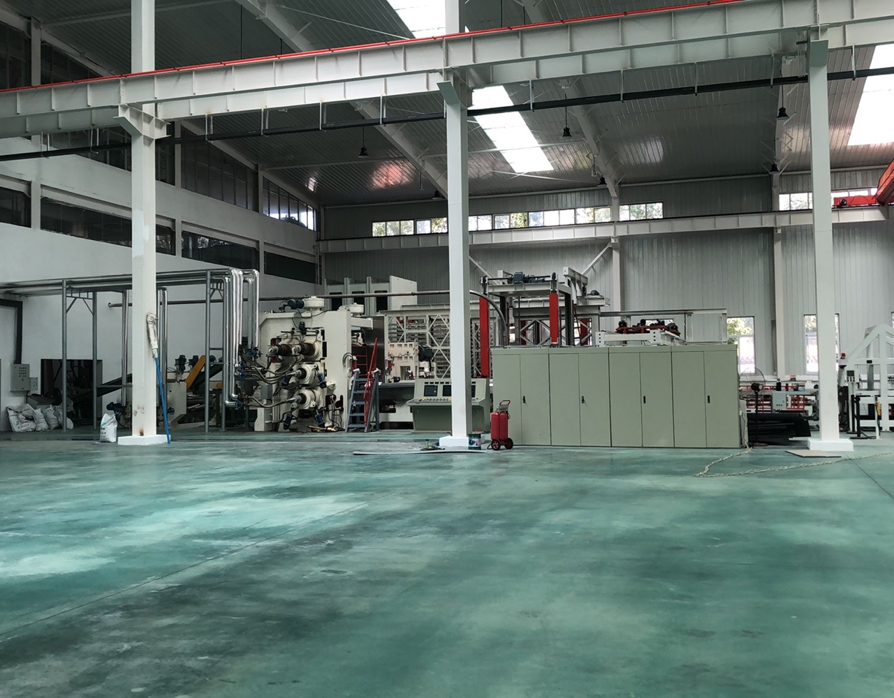 PVC板材生產多層壓機1200KW有機熱載體爐——應用案例
