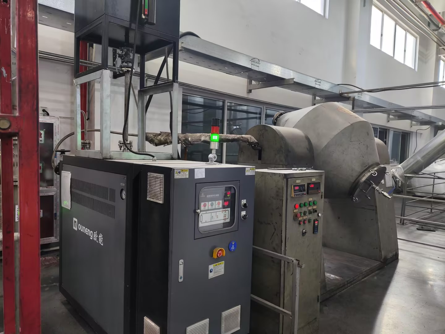 色母粒加工雙錐干燥模溫機——應用案例